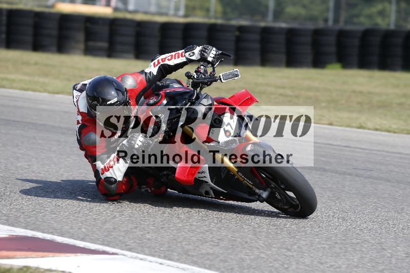 Archiv-2025/49 26.08.2025 Cornu Master School ADR/rot-rouge/67